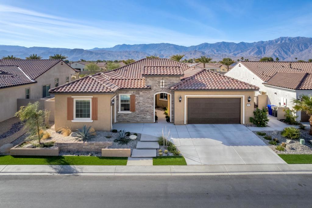 15 Tannin, Rancho Mirage