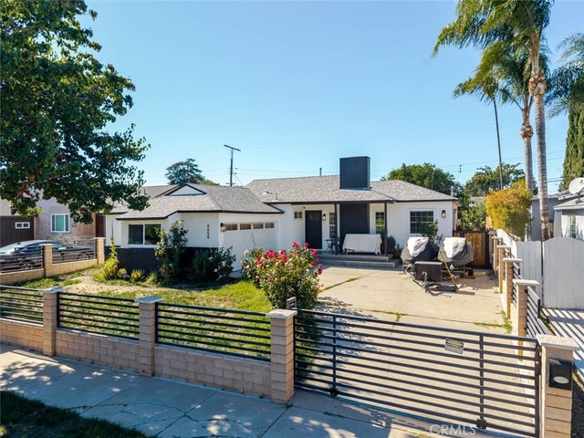 6659 Shirley Avenue, Reseda