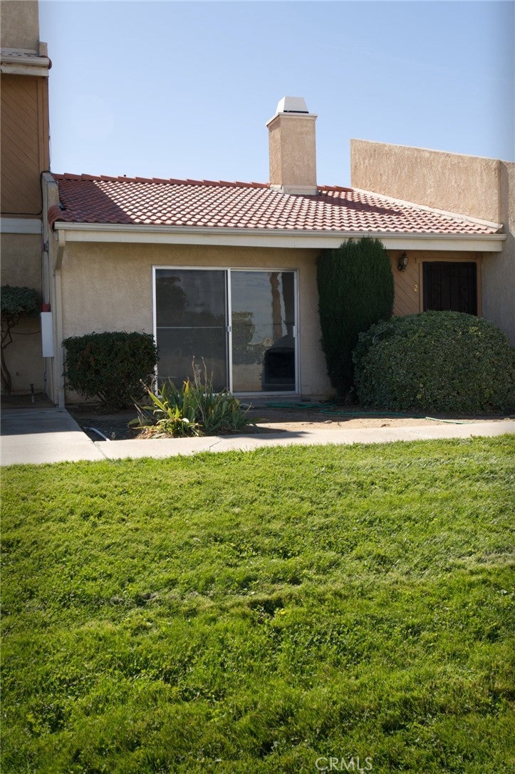 16465 Green Tree, Victorville