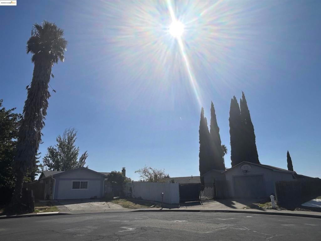 Photo of Listing #41115967