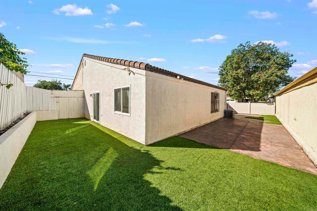 Photo of Listing #PTP2508123