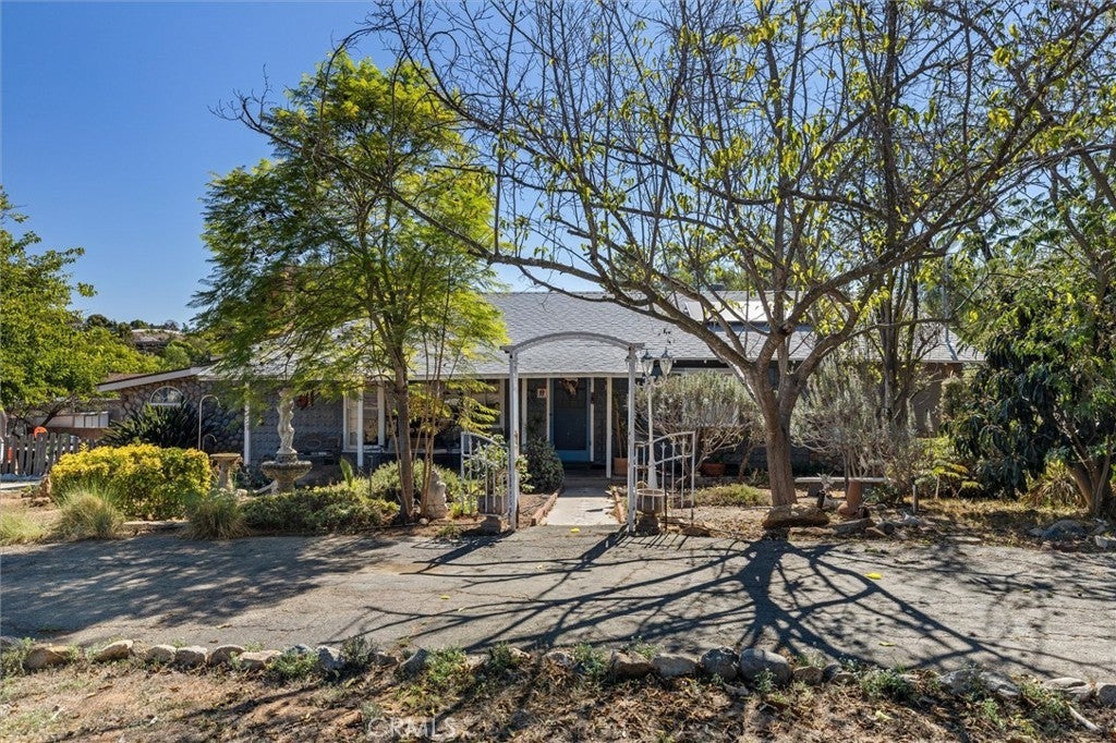 1555 Hillcrest, Fallbrook