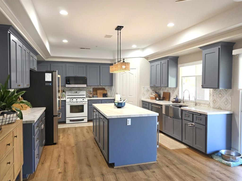 Photo of Listing #PTP2508122