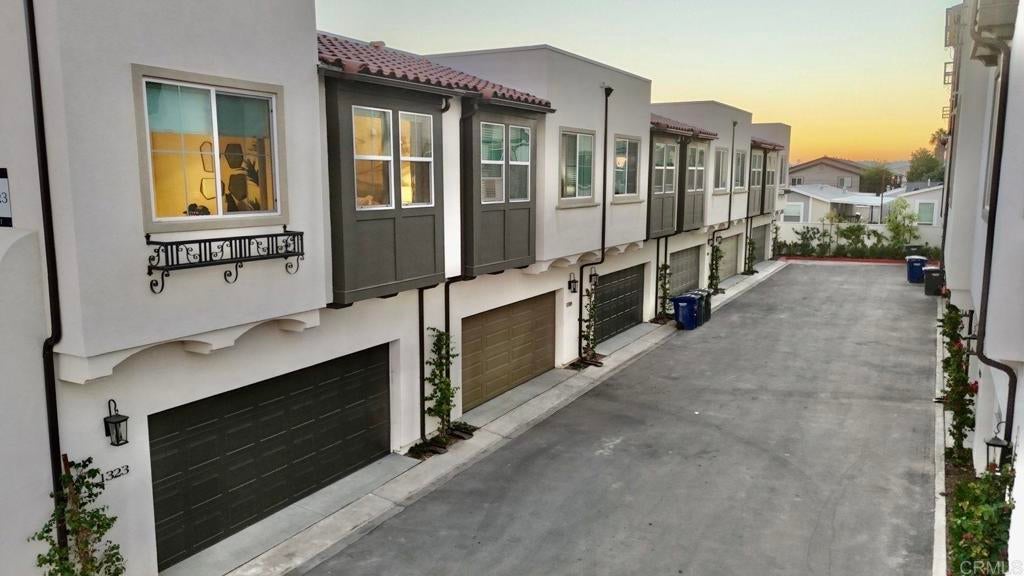 Photo of Listing #PTP2508138