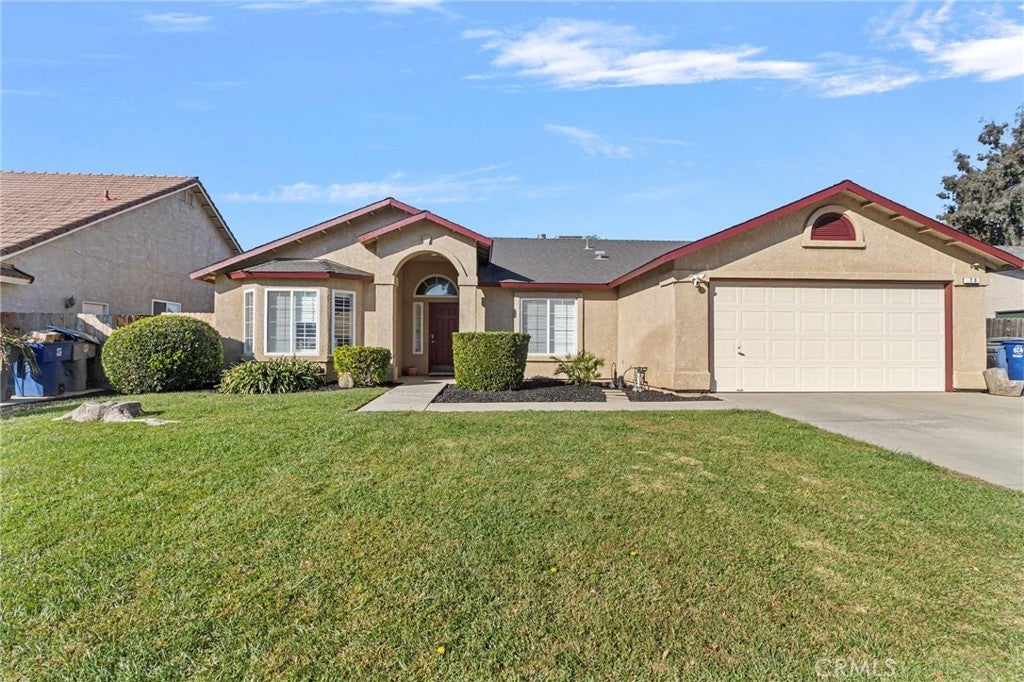 70 Makenna, Madera