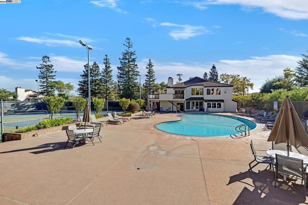 Photo of Listing #41116012