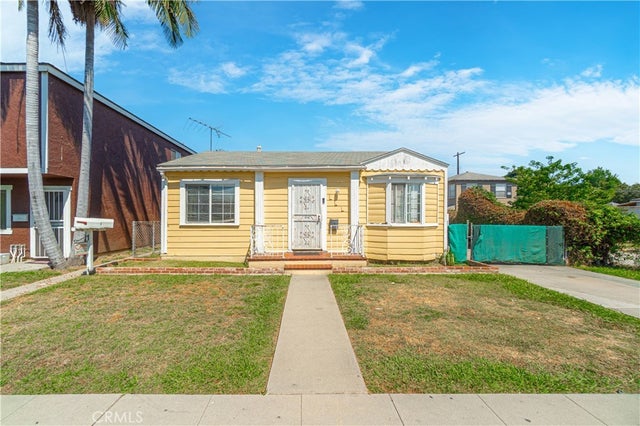 167 E 67th Street, Long Beach