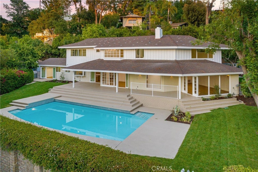 Photo of Listing #SR25244404