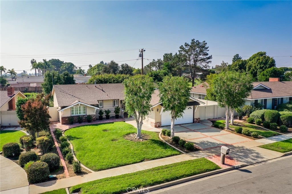 1312 Sierra Alta, Tustin