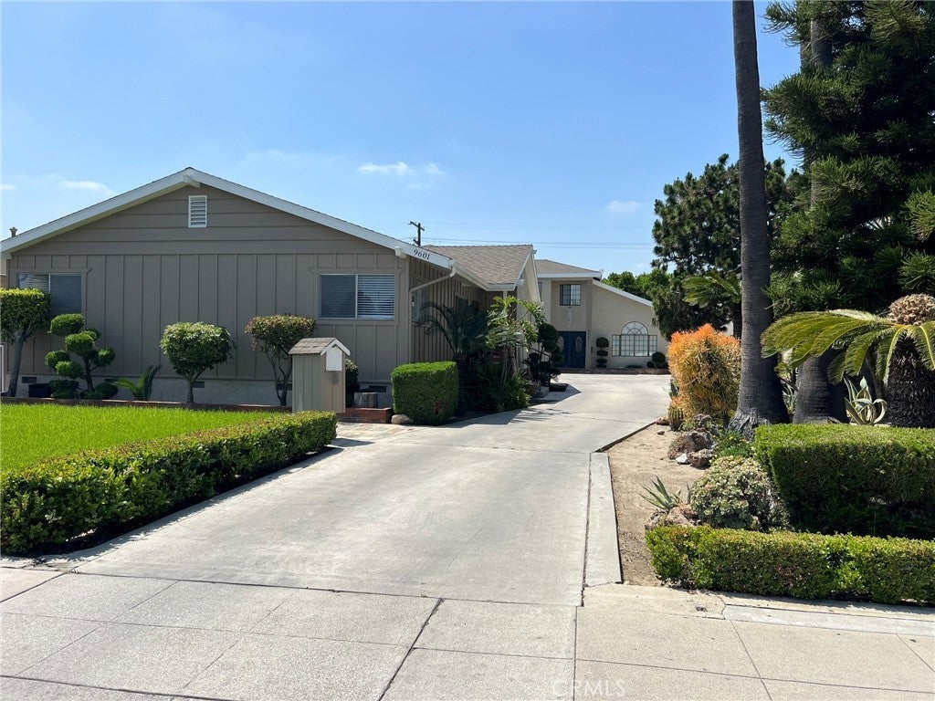 Photo of Listing #DW25248924