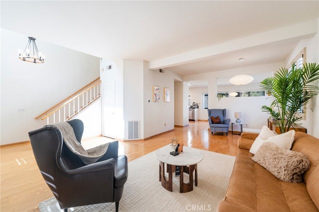 2577 Plaza Del Amo 730, Torrance.