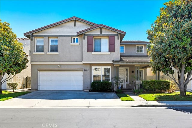 6528 University Way, Buena Park