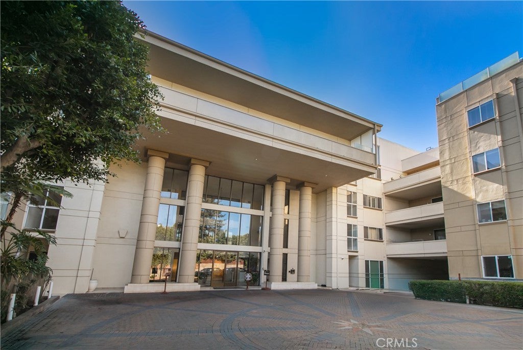 Photo of Listing #SR25248445