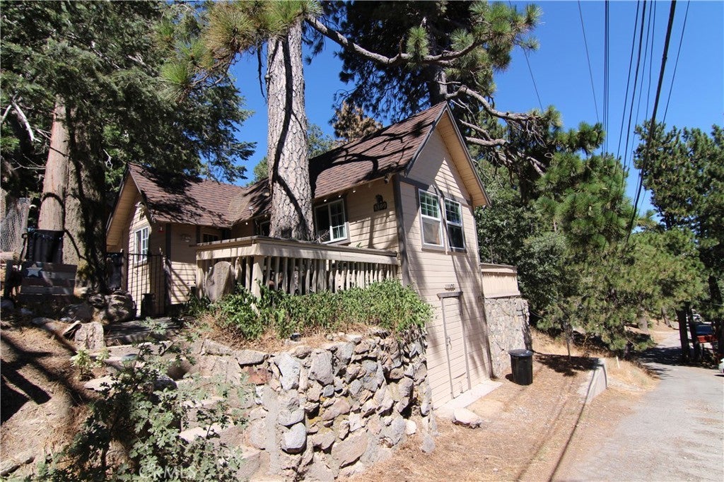1109 Scenic Way, Rimforest