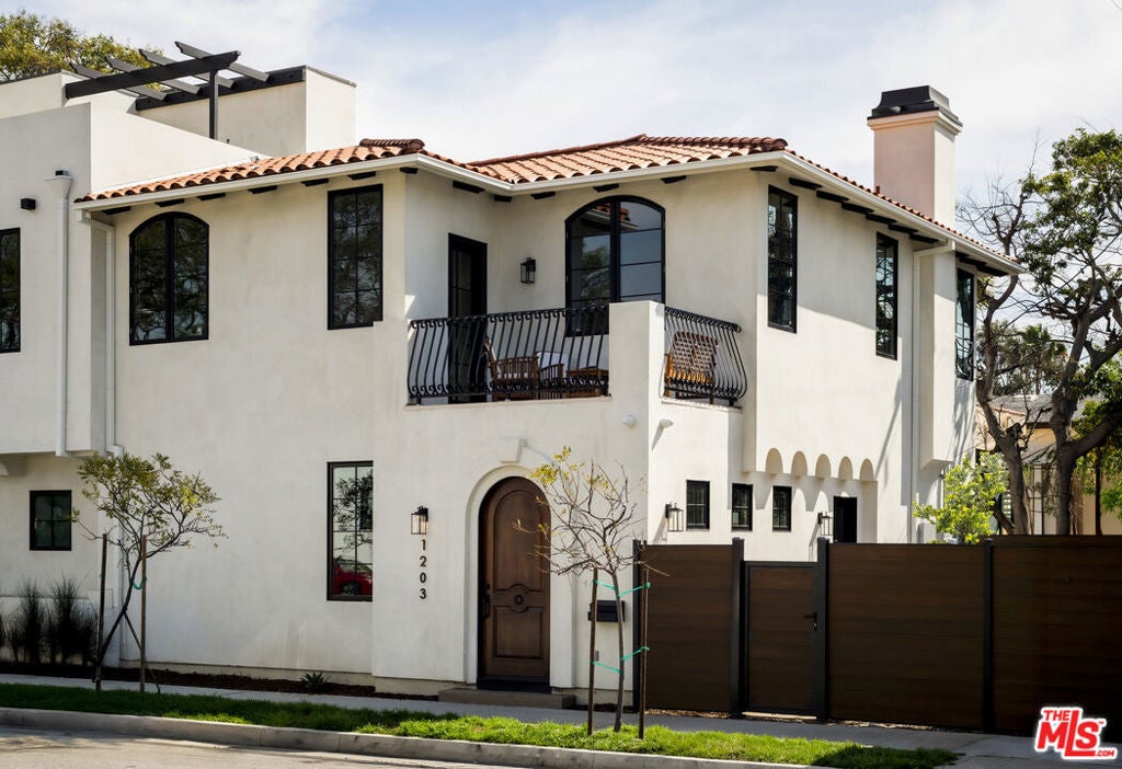 Photo of Listing #25611685