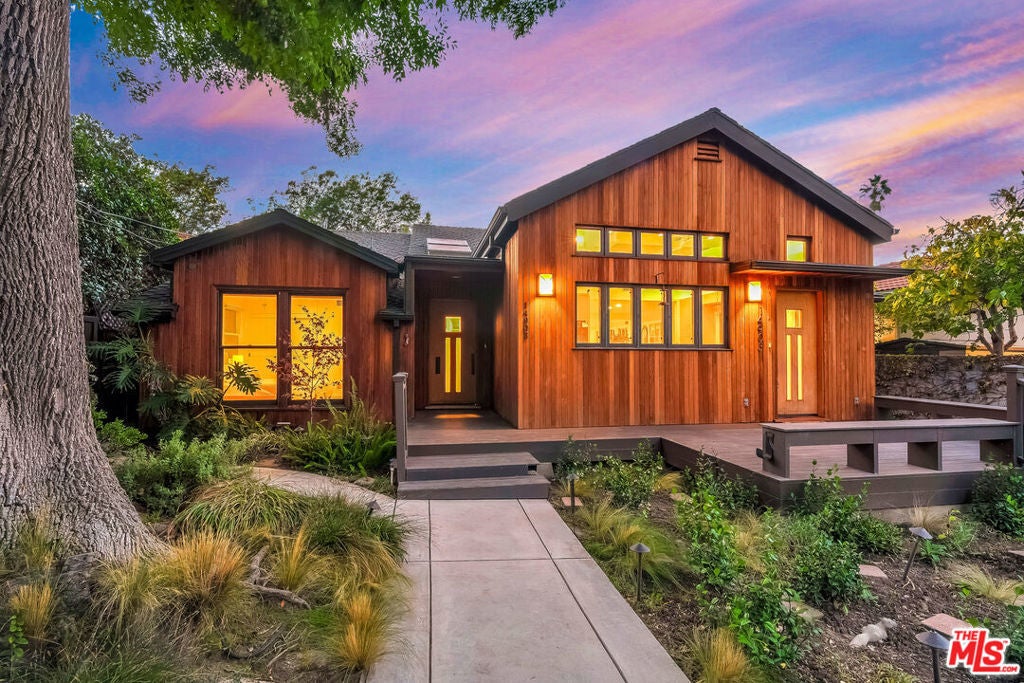 Photo of Listing #25612233