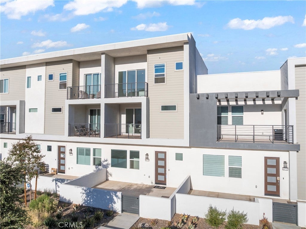 Photo of Listing #SR25249761