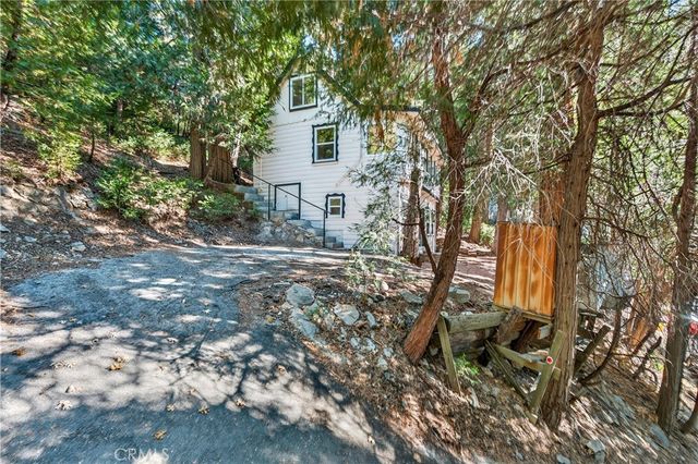 23740 Skyland, Crestline