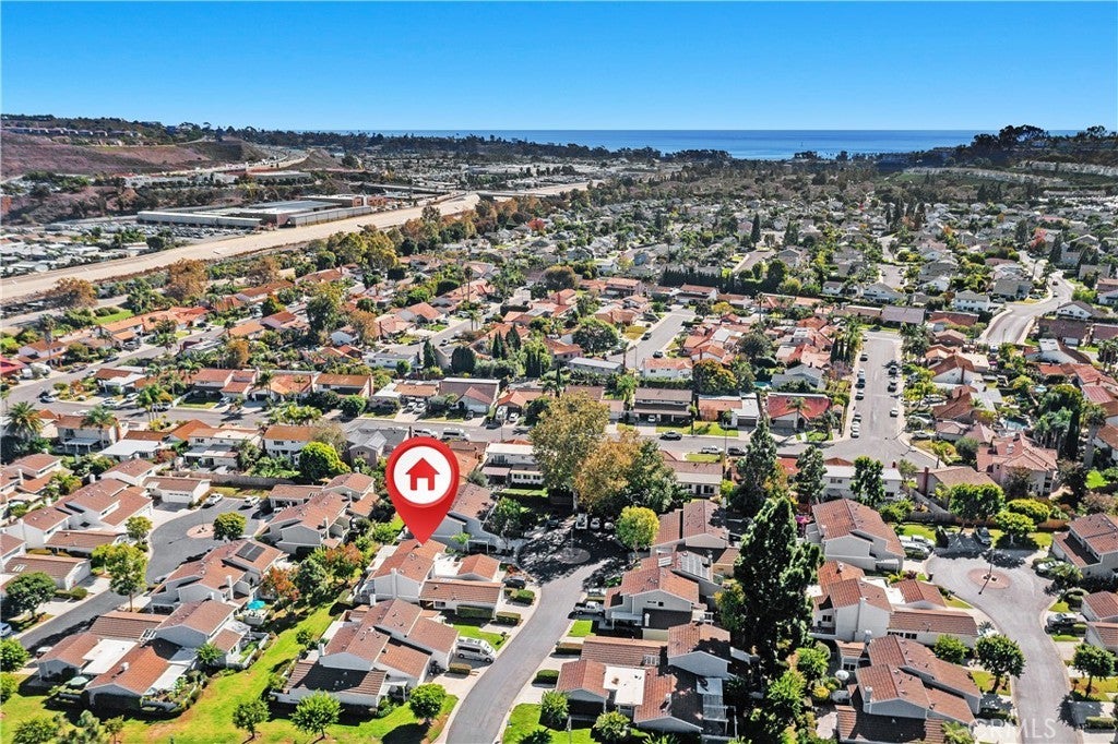 33102 Halfmoon Court, San Juan Capistrano