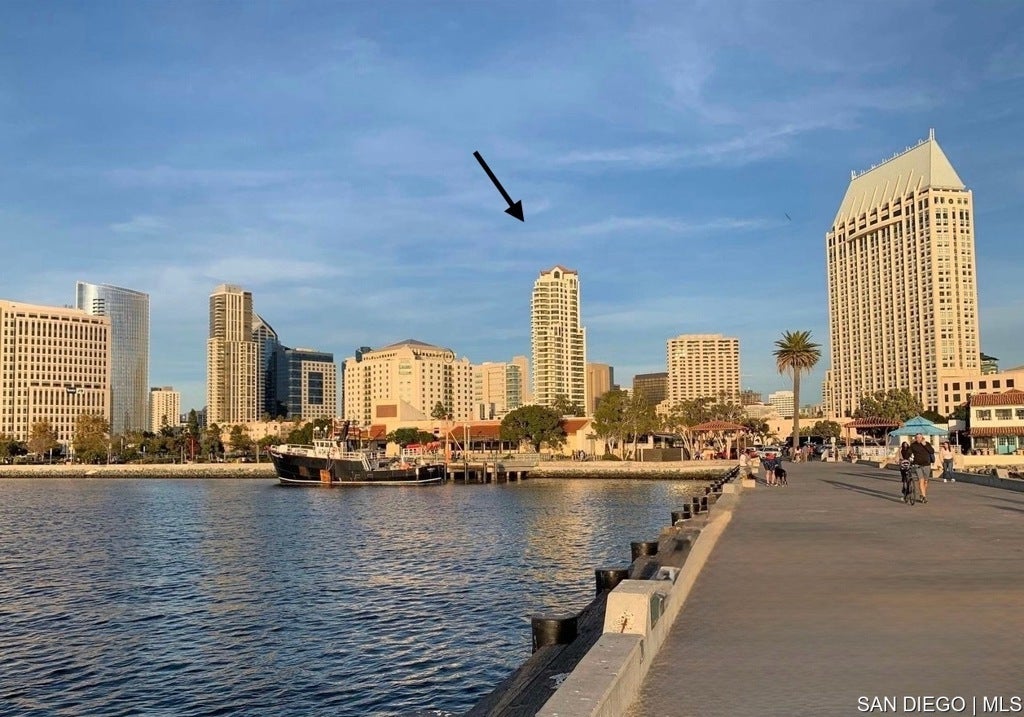 700 Harbor Dr # 806, San Diego