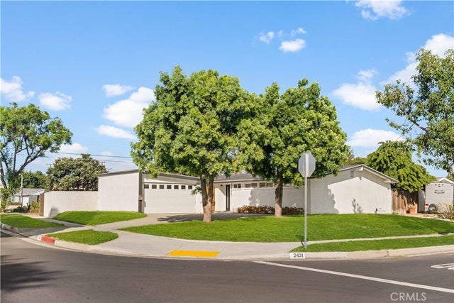 2431 Santa Ysabel Avenue, Fullerton