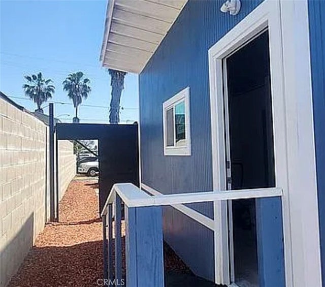 11319 Larch Ave, Inglewood