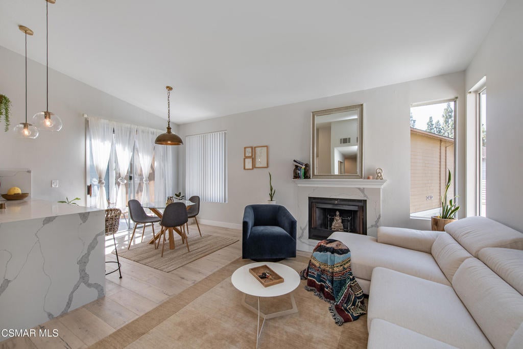 2450 Pleasant Way # J, Thousand Oaks