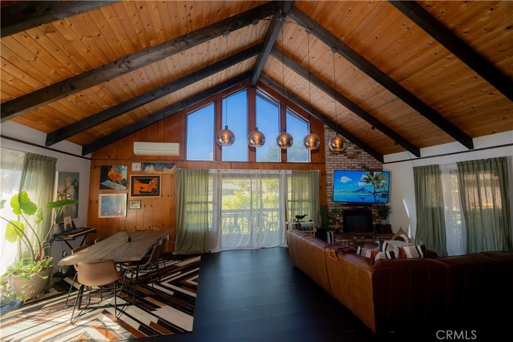 Photo of Listing #LC25247477