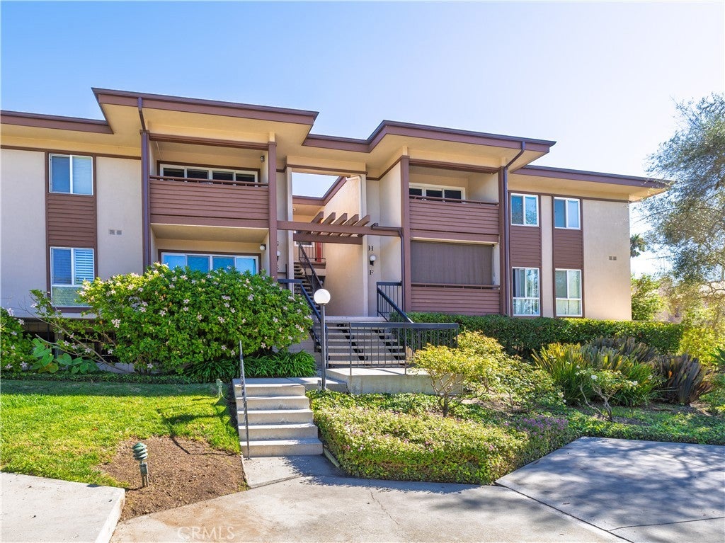 Photo of Listing #PV25249622