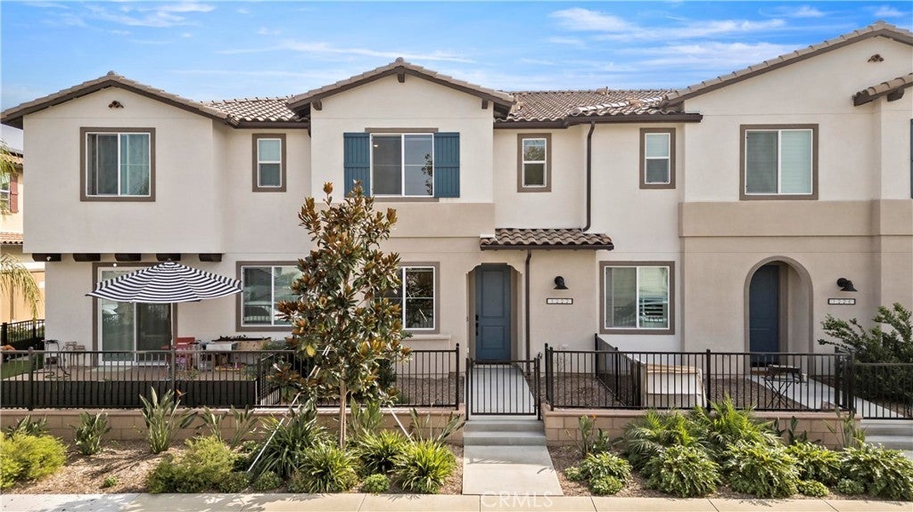 1222 S Van Horn Ave, West Covina