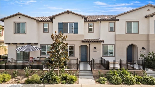 1222 S Van Horn Ave, West Covina