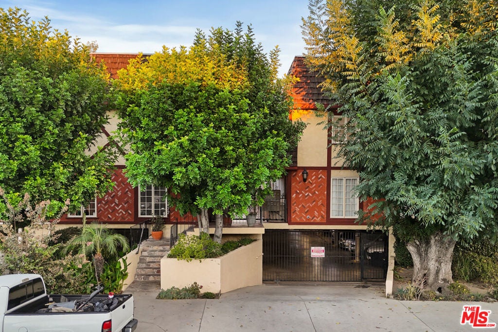 Photo of Listing #25612973