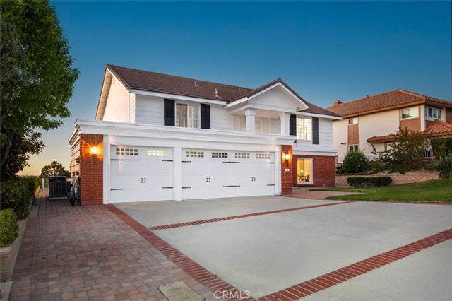 43 Country Lane, Rolling Hills Estates.