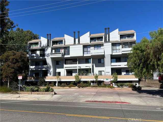 13331 Moorpark Street # 110, Sherman Oaks