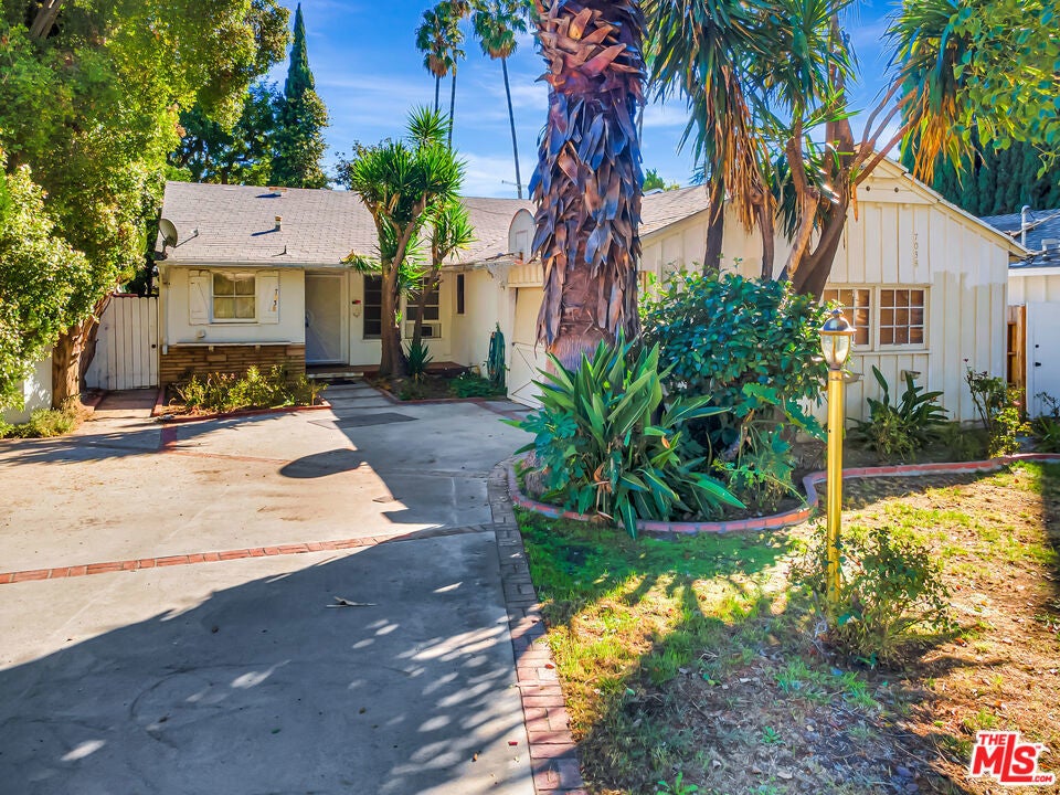 Photo of Listing #25611659