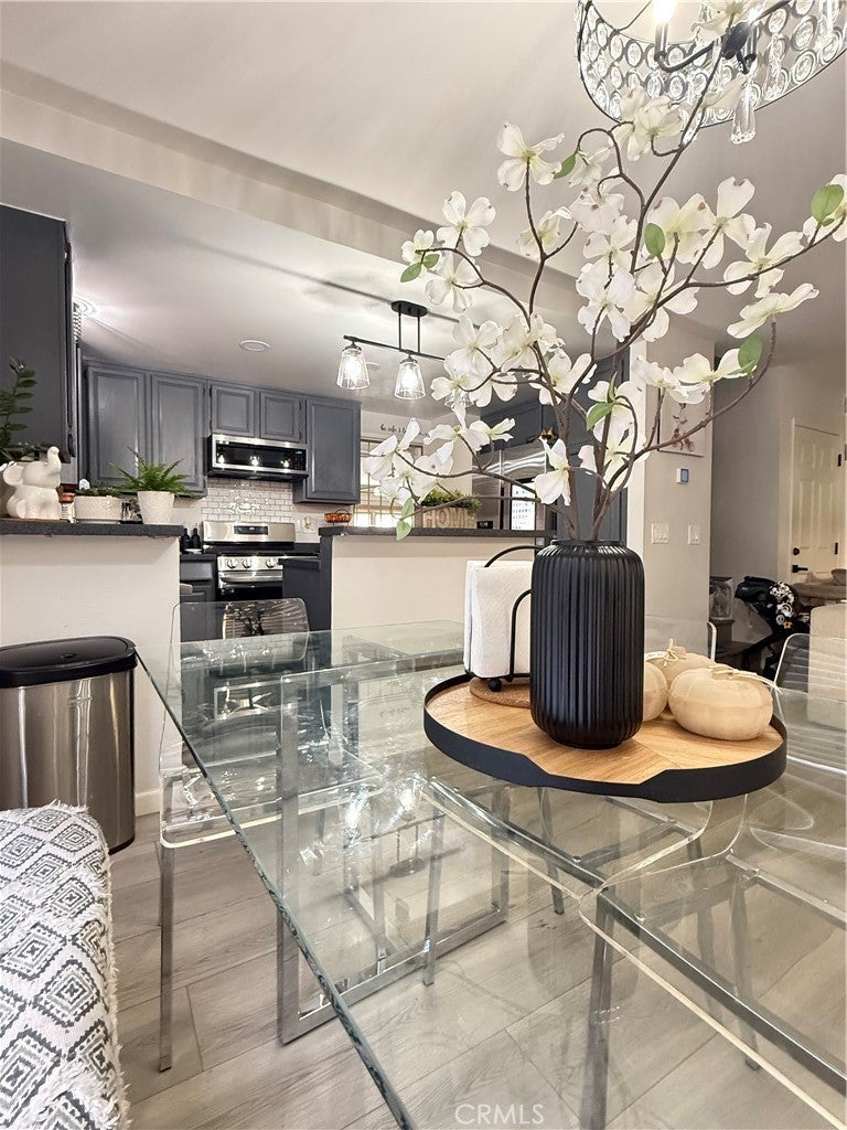 Photo of Listing #SR25250416