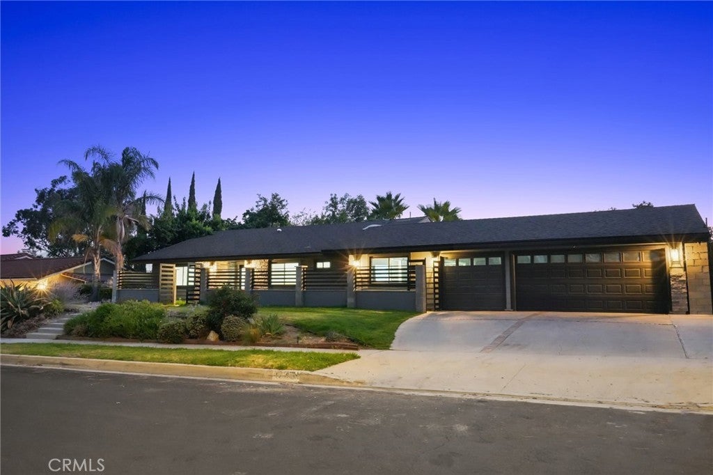 Photo of Listing #SR25250914