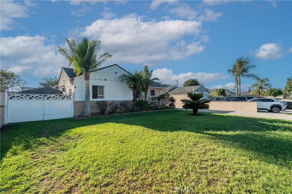 Photo of Listing #DW25250655