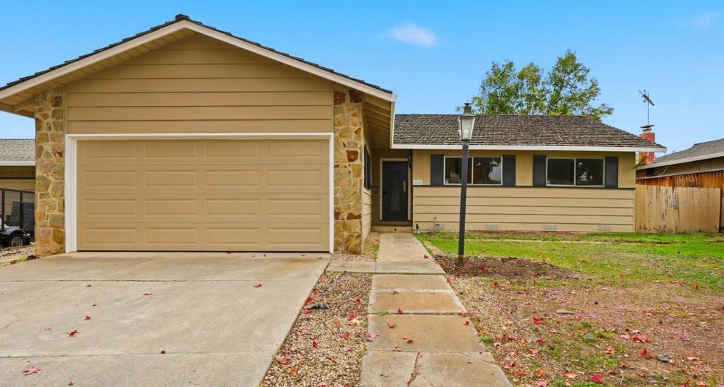 Photo of Listing #ML82026372