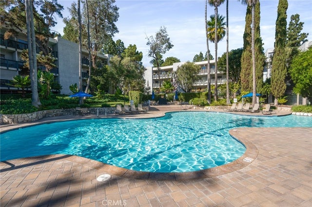 3604 W Estates Lane 117, Rolling Hills Estates.