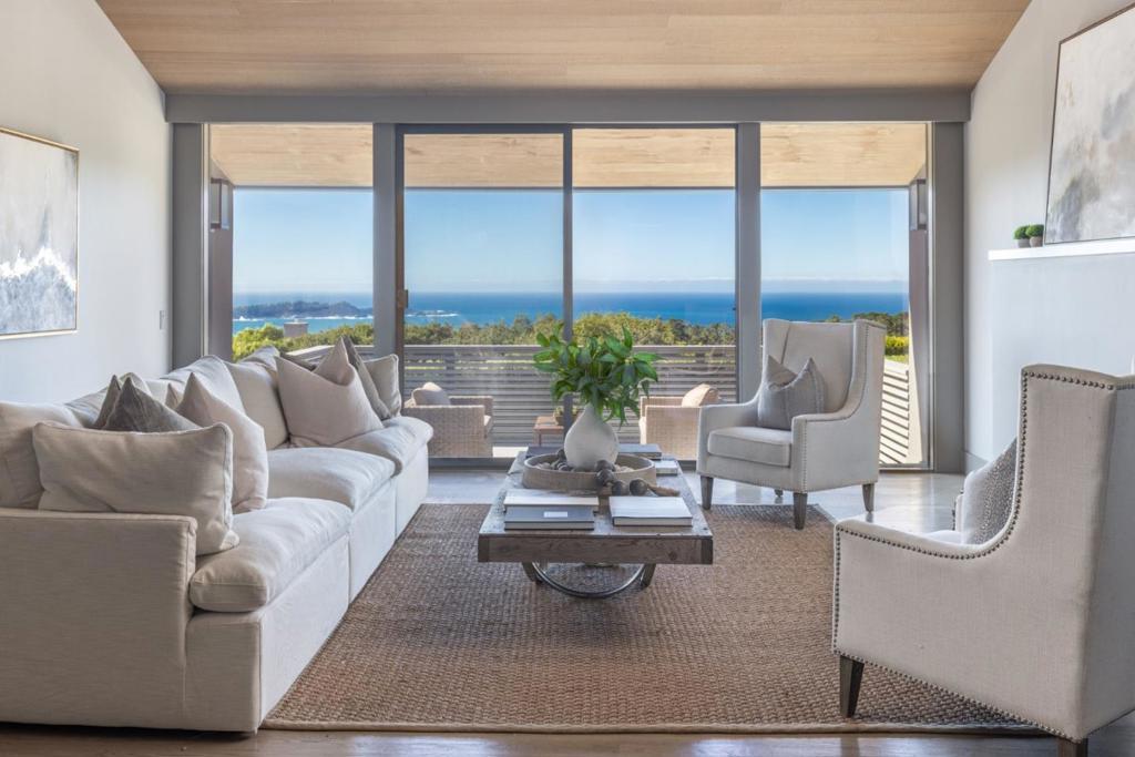 Photo of Listing #ML82026229