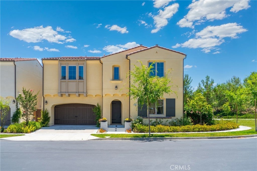 Photo of Listing #OC25251115