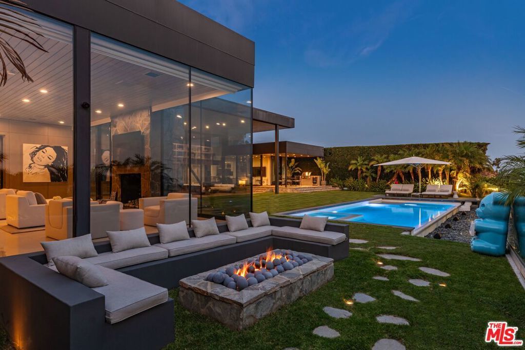 630 Clinton Place, Beverly Hills