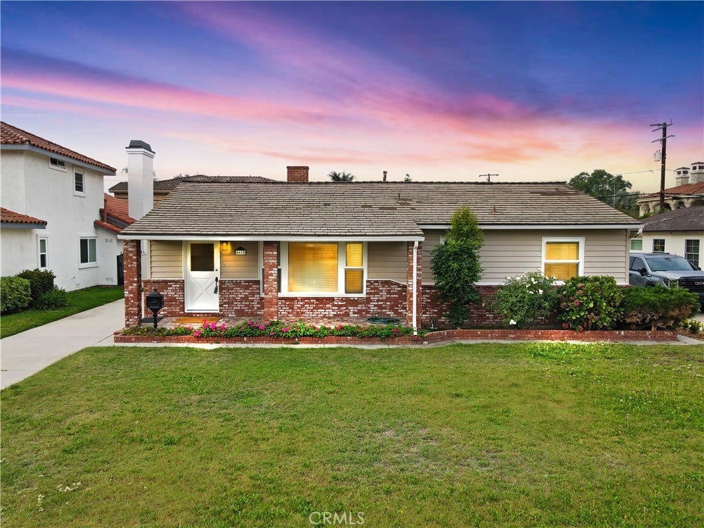 Photo of Listing #DW25251293