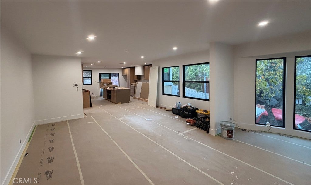 Photo of Listing #SR25251247