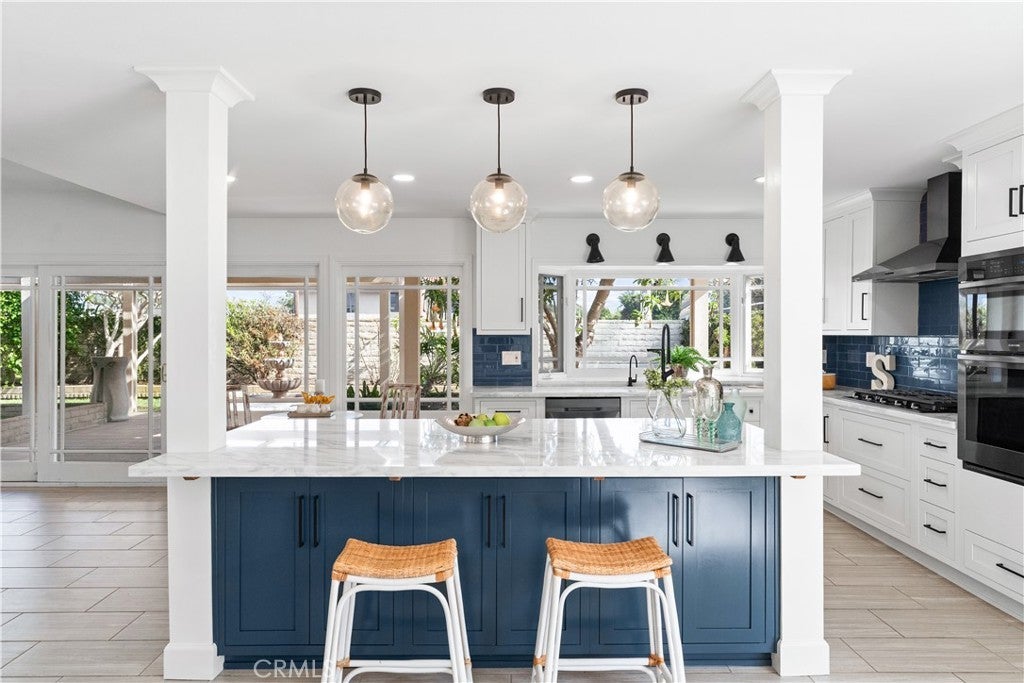 21052 Amberwick Lane, Huntington Beach