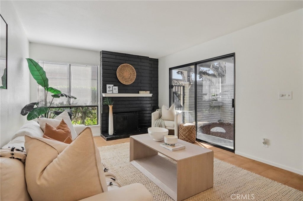 5566 Aldershot, Westminster