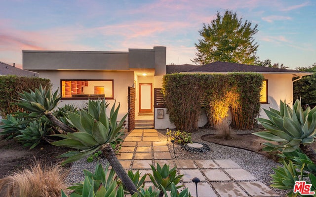 7713 Anise Avenue, Los Angeles