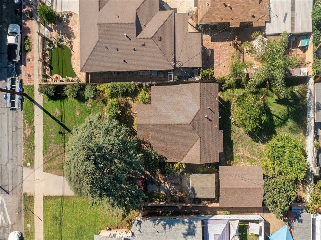 Photo of Listing #SR25250629