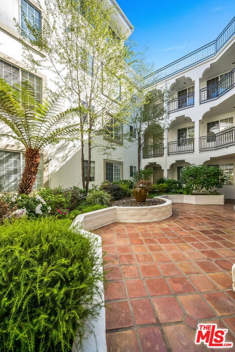 Photo of Listing #25613587